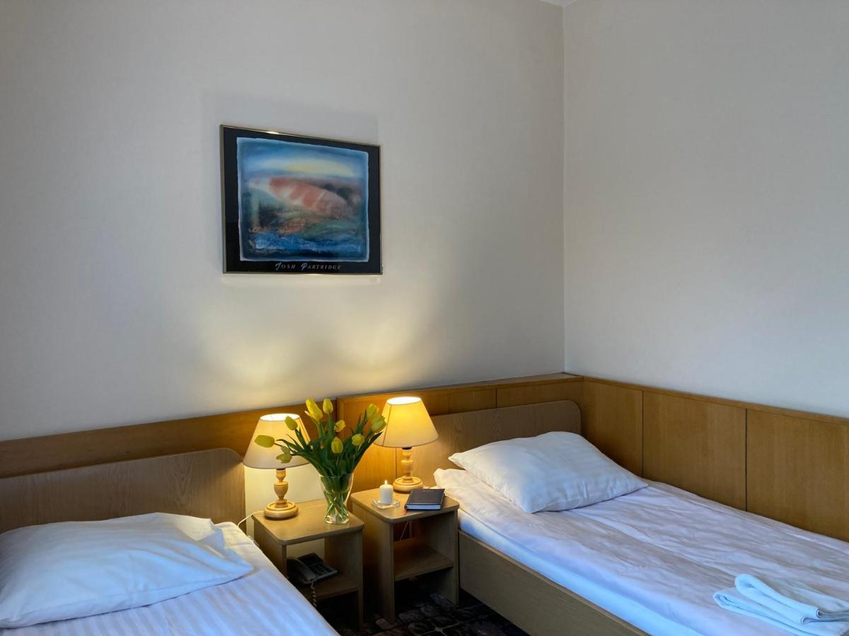 Karat Bed & Breakfast Warszawa Eksteriør bilde