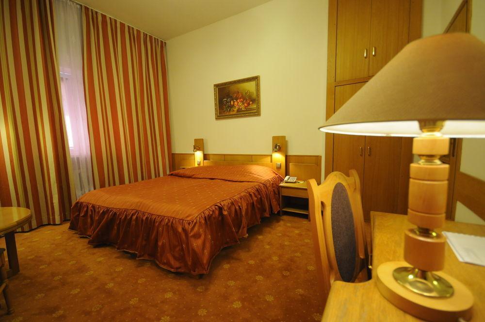 Karat Bed & Breakfast Warszawa Eksteriør bilde